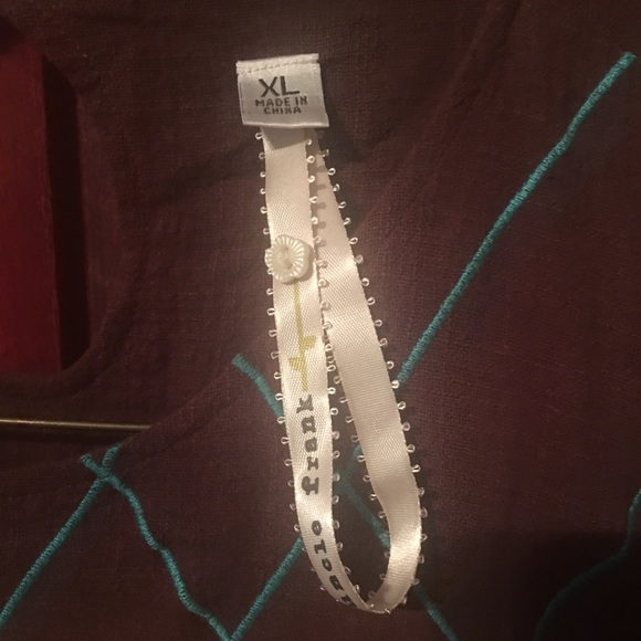 Top - Picture 3 of 3